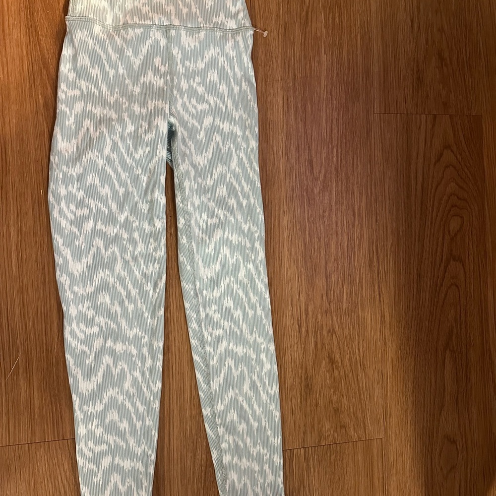 Aerie xSmall short Mint/White 7/8 Ribbed High Waisted Leggings
